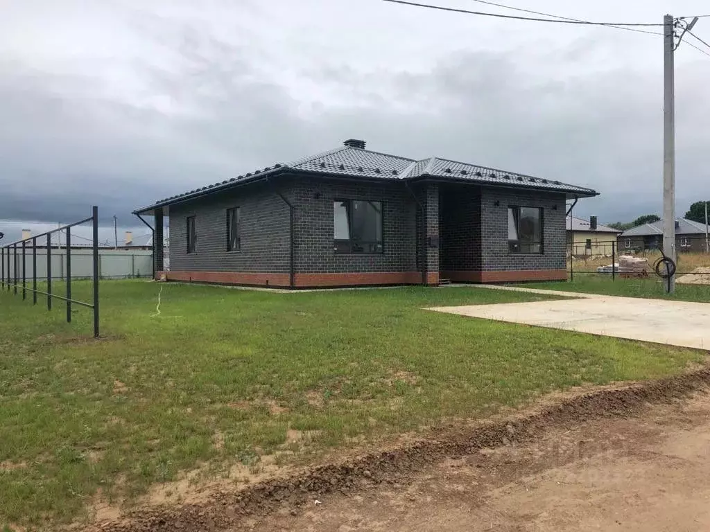 Дом в Татарстан, с. Высокая Гора ул. Михаила Богомолова (140 м) - Фото 2