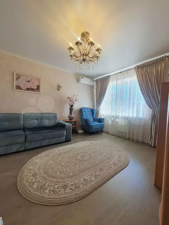 1-к. квартира, 43 м, 8/10 эт. - Фото 0