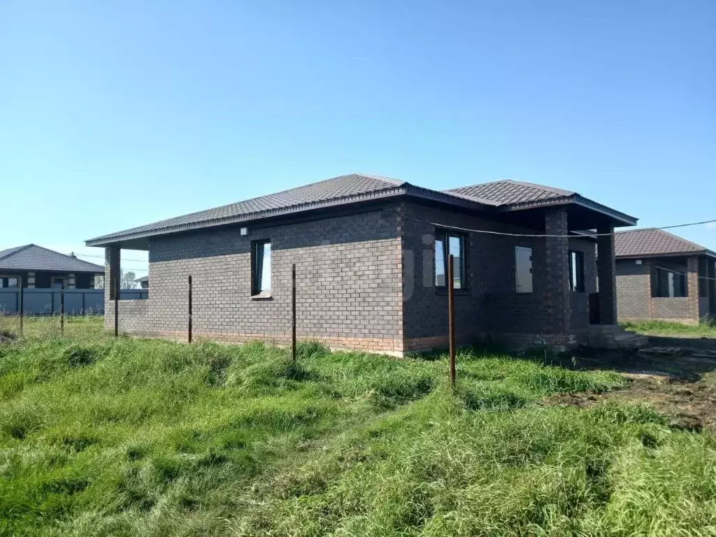 Дом в Башкортостан, Кармаскалинский район, Кабаковский сельсовет, д. ... - Фото 1