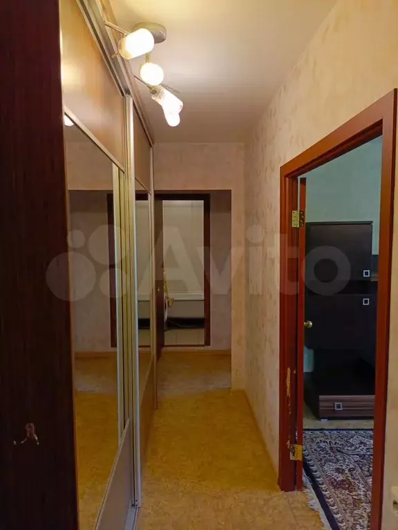 2-к. квартира, 57 м, 3/10 эт. - Фото 0