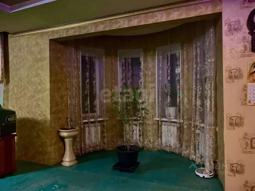 4-к кв. Астраханская область, Астрахань бул. Победы, 2 (180.9 м) - Фото 1