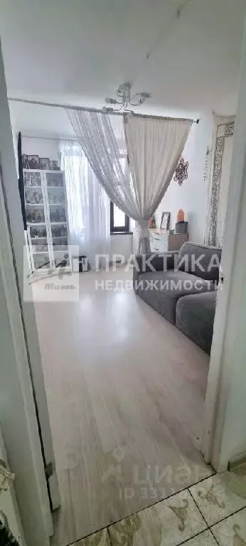 Продается 3-комнатная квартира - Фото 2