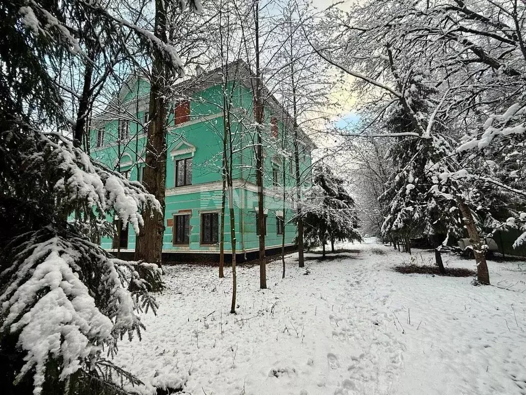 Участок в Московская область, Одинцовский городской округ, д. ... - Фото 1