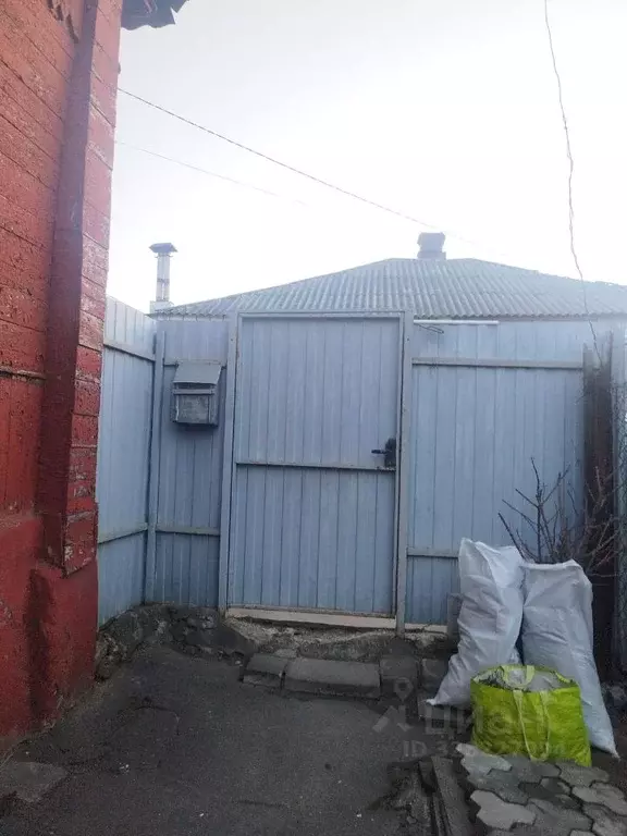 Дом в Воронежская область, Лиски ул. Волкова (50 м) - Фото 1