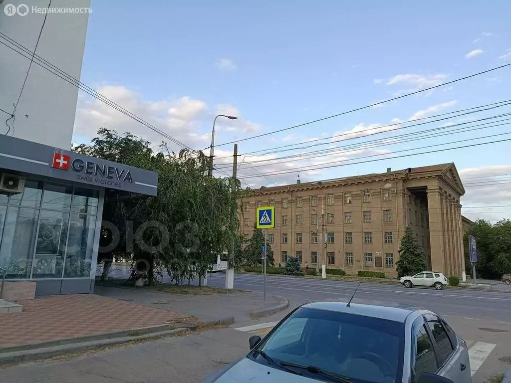 1-комнатная квартира: Волгоград, улица Наумова, 10 (32 м) - Фото 0