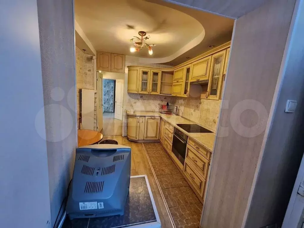 3-к. квартира, 80 м, 1/9 эт. - Фото 0