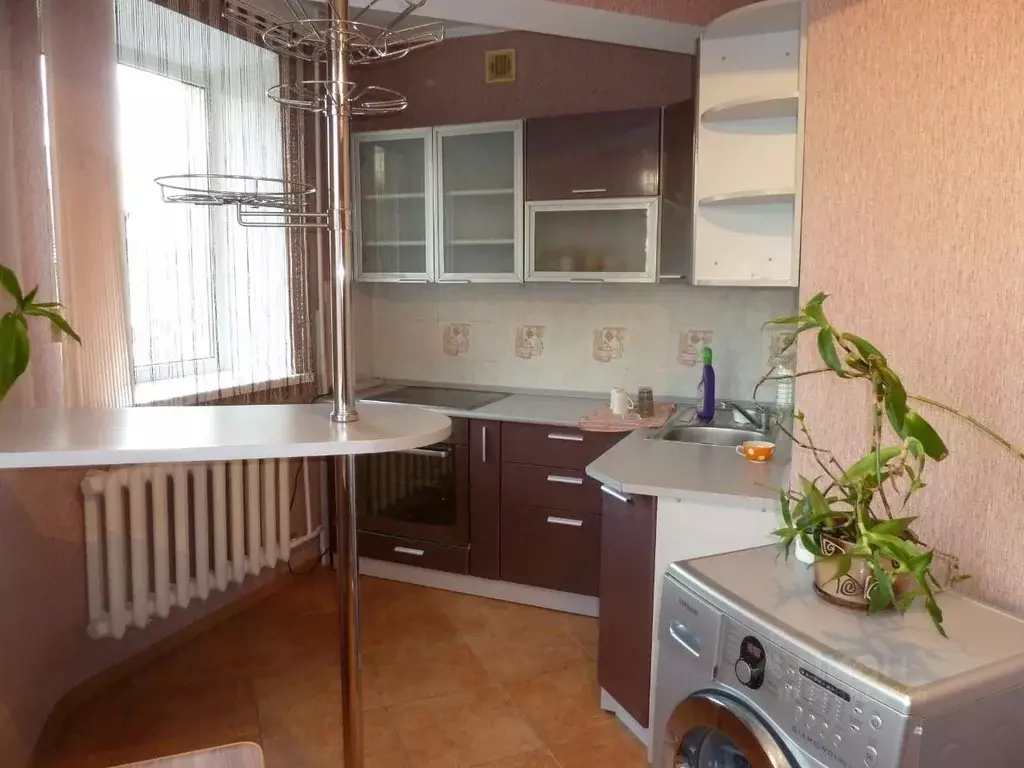 1-к кв. Тюменская область, Тюмень Олимпийская ул., 10 (48.0 м) - Фото 1