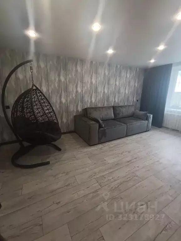 1-к кв. Кировская область, Кирово-Чепецк просп. Кирова, 11 (32.0 м) - Фото 1