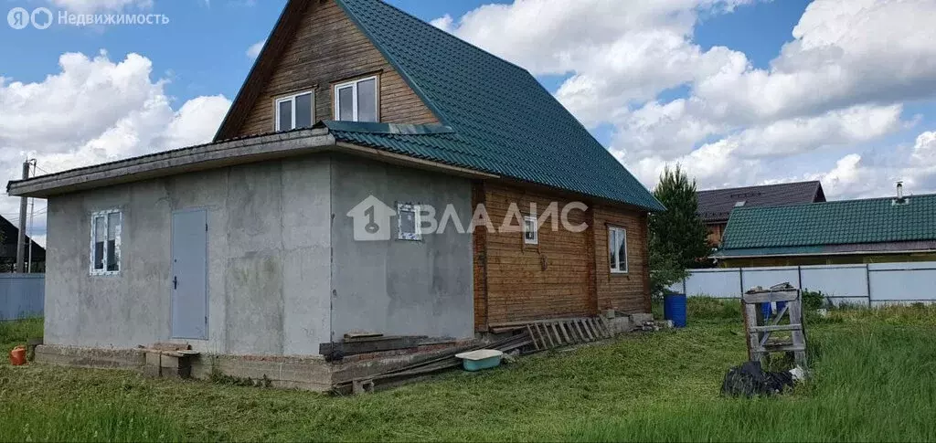 Дом в село Каринское, 44 (100 м) - Фото 1