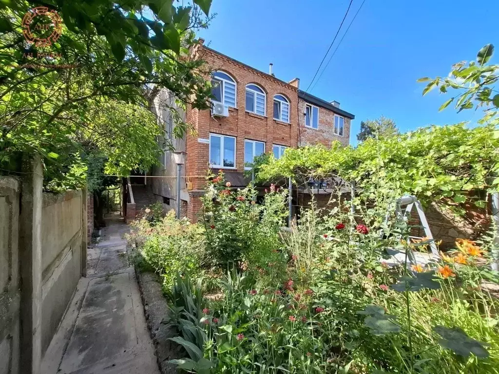 Дом в Крым, Керчь ул. Галины Петровой, 17 (235 м) - Фото 1