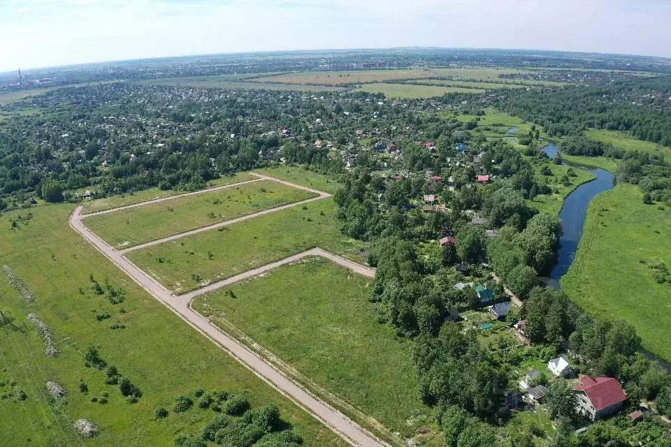 Участок в Ленинградская область, Тосненский район, Федоровское ... - Фото 0