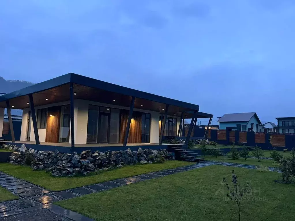 Дом в Алтай, Чемальский район, с. Чемал ул. Майская, 38 (70 м) - Фото 2