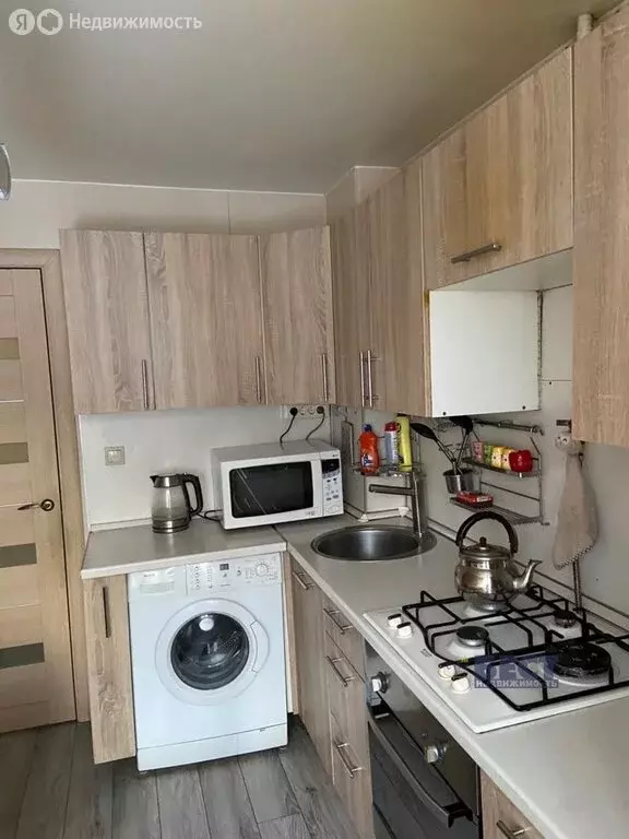 3-комнатная квартира: Москва, Большая Очаковская улица, 17 (59.7 м) - Фото 1