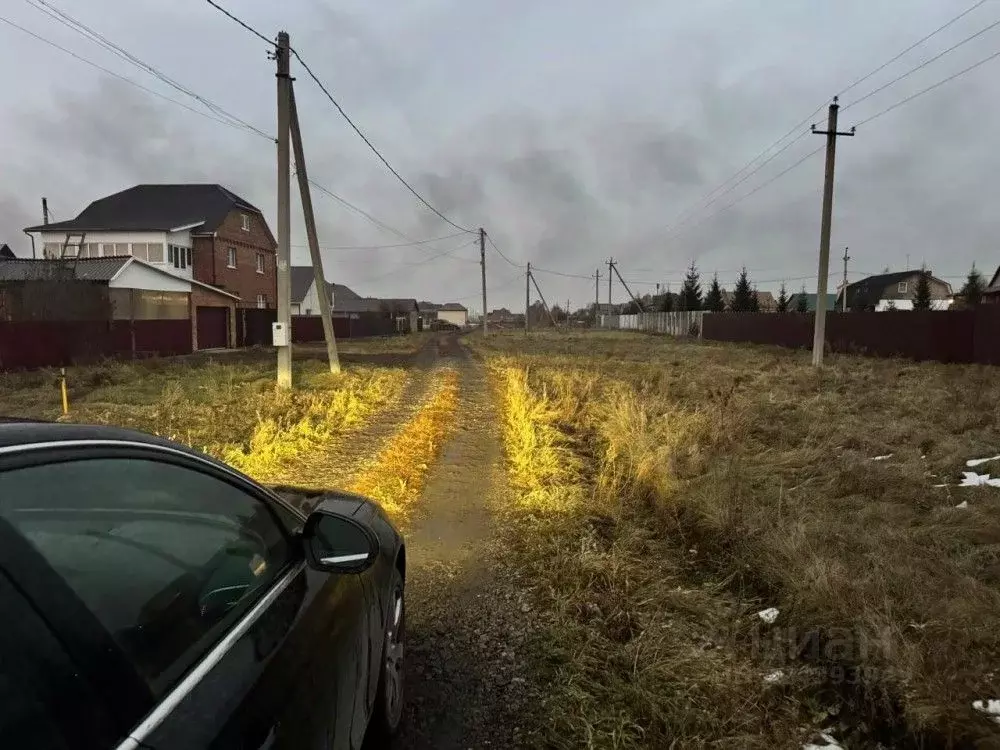 Участок в Омская область, Омский район, Богословское с/пос, с. ... - Фото 1