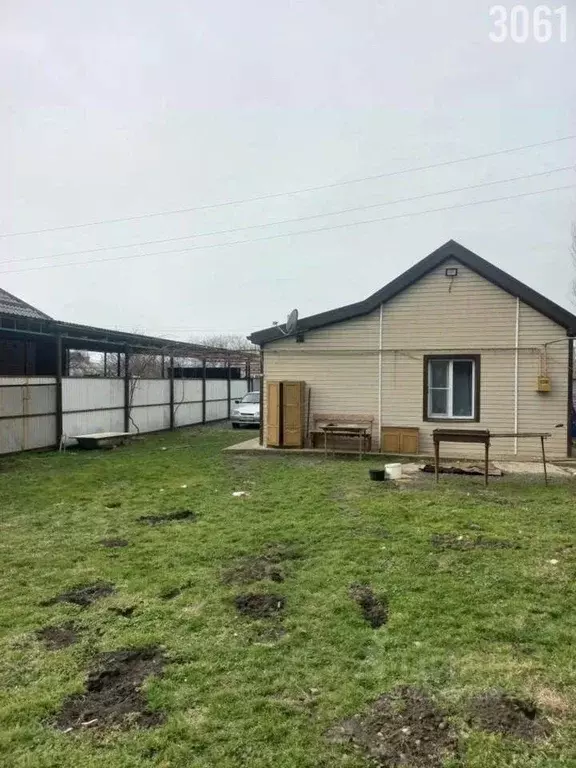 Дом в Краснодарский край, Динской район, Новотитаровская ст-ца ... - Фото 2