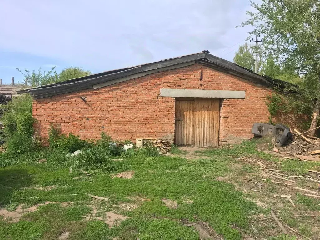 Помещение свободного назначения в Саратовская область, Духовницкое рп  ... - Фото 0