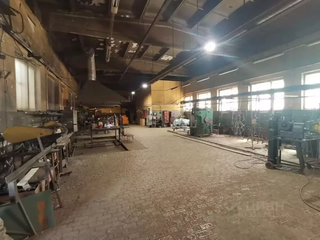 Производственное помещение в Татарстан, Набережные Челны проезд ... - Фото 1