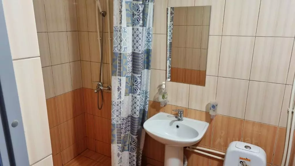 Комната Татарстан, Казань ул. Тази Гиззата, 28 (24.0 м) - Фото 2