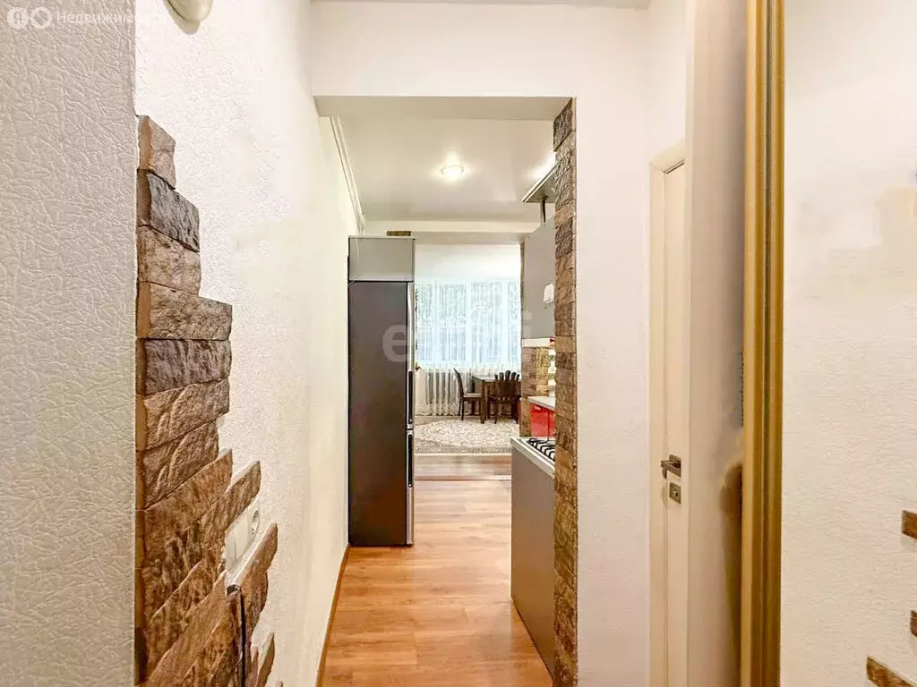 Квартира-студия: Нальчик, Балкарская улица, 4 (47 м) - Фото 1