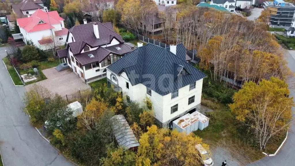 Дом в Камчатский край, Петропавловск-Камчатский ул. Топоркова, 25 (524 ... - Фото 2