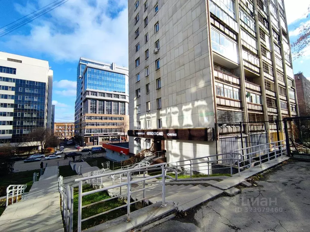 Торговая площадь в Свердловская область, Екатеринбург ул. ... - Фото 2