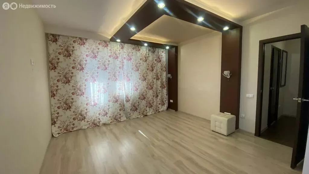 1-комнатная квартира: Волгоград, микрорайон Жилгородок, ... - Фото 1