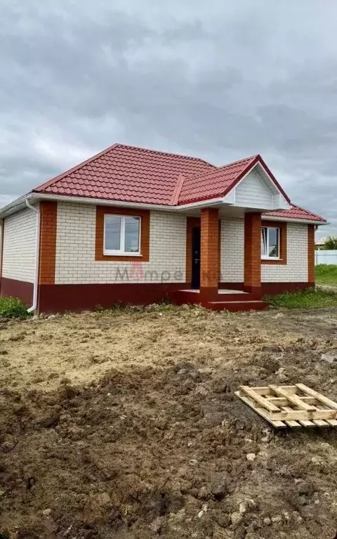 Дом в Белгородская область, Белгородский муниципальный округ, с. ... - Фото 1