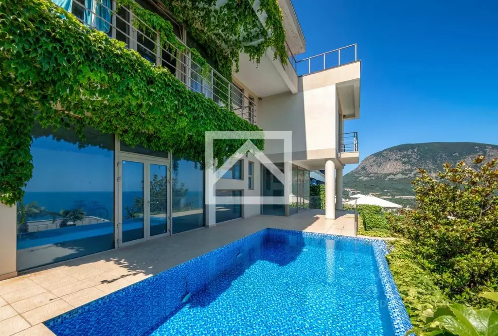 Дом в Крым, Ялта муниципальный округ, Гурзуф пгт ул. Ялтинская, 12Ж ... - Фото 1