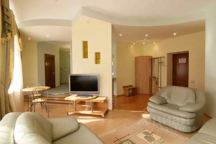 Комната Чувашия, Чебоксары Президентский бул., 13 (10.0 м) - Фото 2
