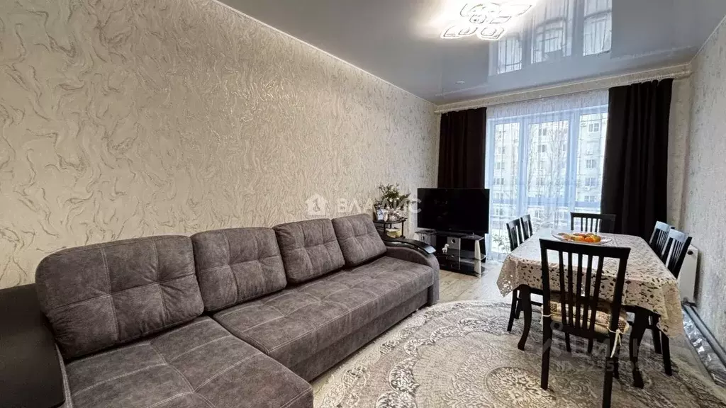 1-к кв. Белгородская область, Старый Оскол Макаренко мкр, 41 (35.9 м) - Фото 1