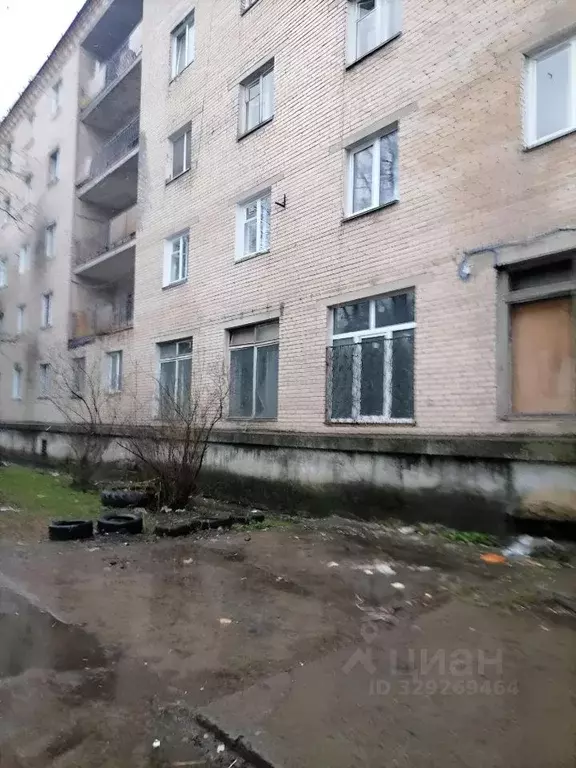 Комната Челябинская область, Златоуст ул. Шишкина, 11 (12.8 м) - Фото 1