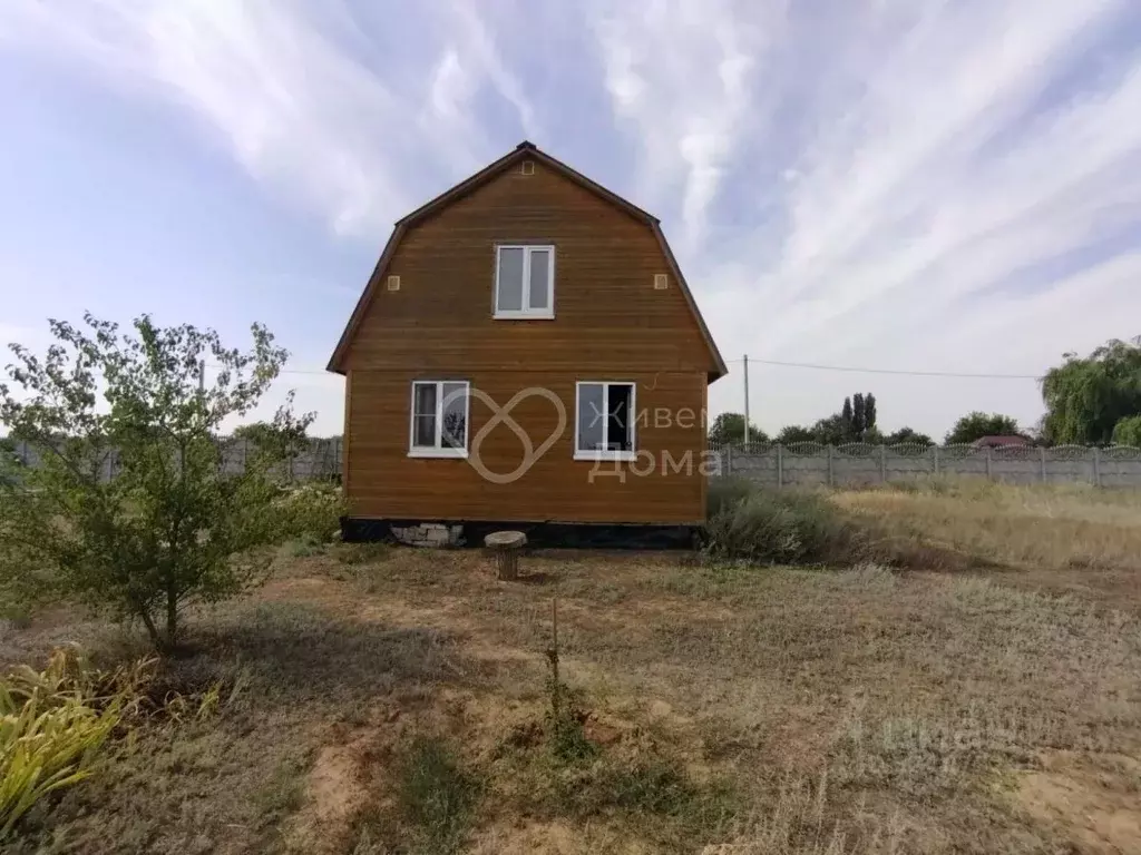 Дом в Волгоградская область, Среднеахтубинский район, Красное с/пос, ... - Фото 1