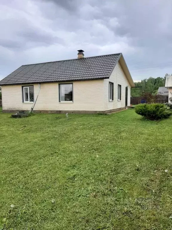 Дом в Псковская область, Плюсский муниципальный округ, д. Игомель  (80 ... - Фото 2