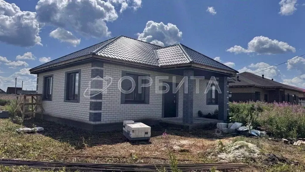 Дом в Тюменская область, Тюменский муниципальный округ, с. Успенка ул. ... - Фото 2