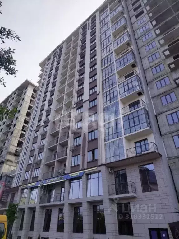 2-к кв. Дагестан, Махачкала ул. Ахмата-Хаджи Кадырова, 128 (67.0 м) - Фото 1