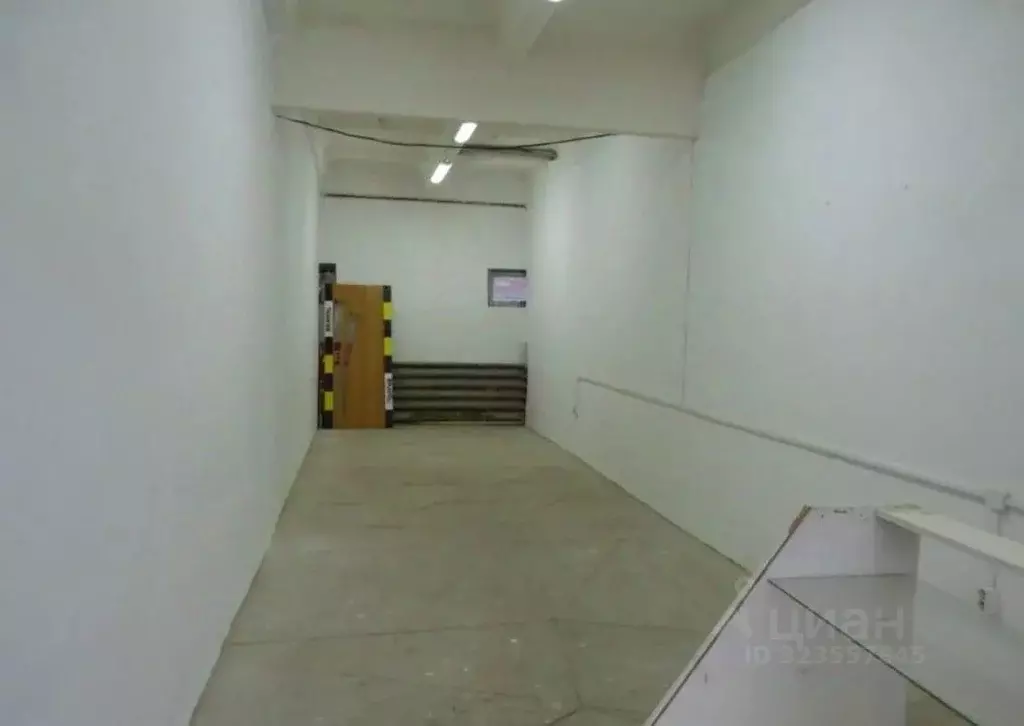 Торговая площадь в Краснодарский край, Гулькевичи Красная ул., 5 (35 ... - Фото 2