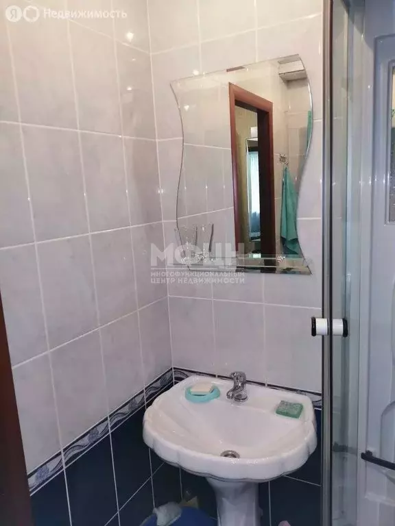 2-комнатная квартира: посёлок Марциальные Воды, 3 (43.5 м) - Фото 2