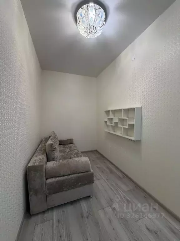 1-к кв. Крым, Симферополь просп. Александра Суворова, 19 (30.0 м) - Фото 1