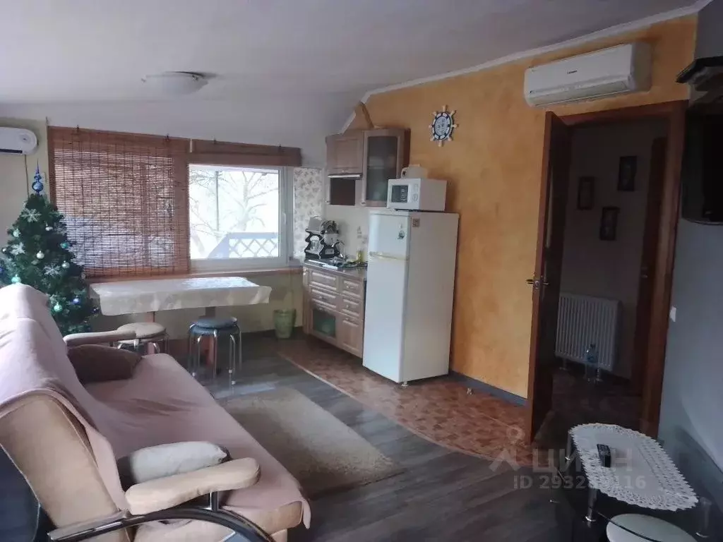 2-к кв. Калининградская область, Балтийск ул. Красной Армии, 42 (50.0 ... - Фото 1