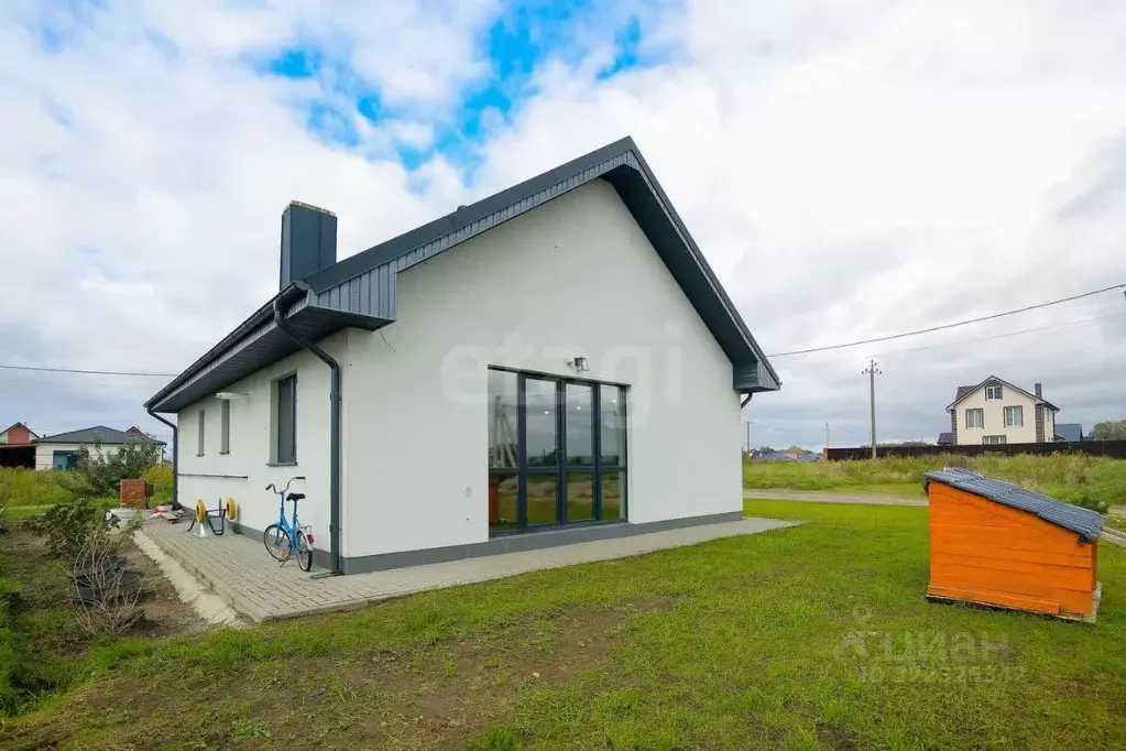 Дом в Калининградская область, Гурьевский муниципальный округ, пос. ... - Фото 1
