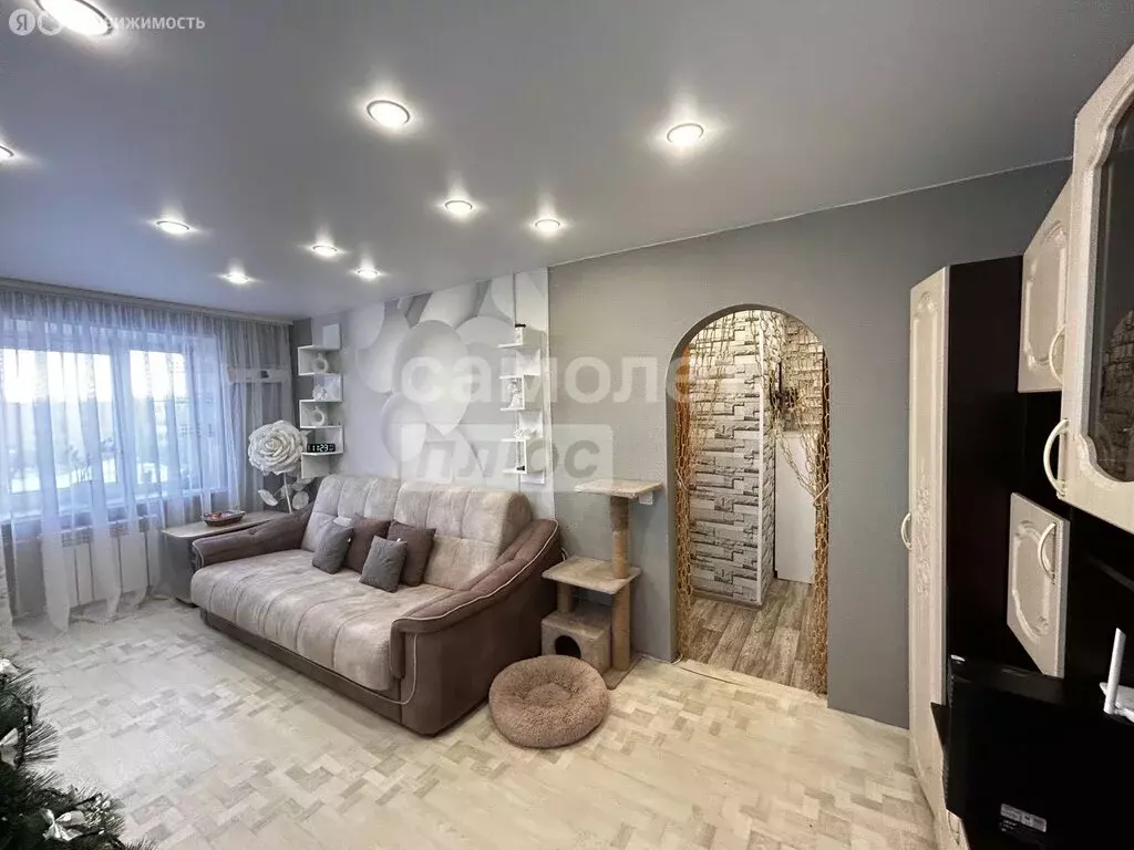 1-комнатная квартира: Каменск-Уральский, микрорайон Октябрьский, улица ... - Фото 2