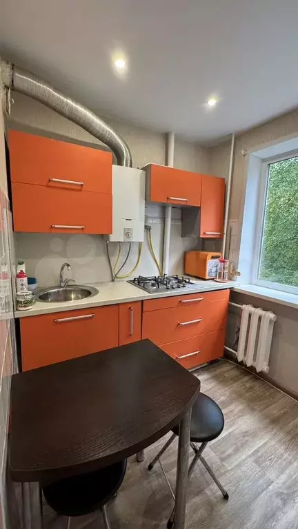 2-к. квартира, 45 м, 2/5 эт. - Фото 0