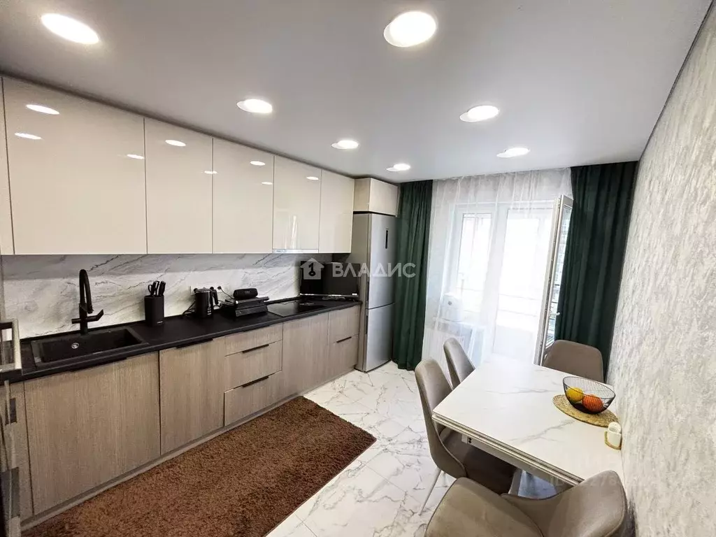 2-к кв. Пензенская область, Пенза ул. Генерала Глазунова, 6 (63.1 м) - Фото 0