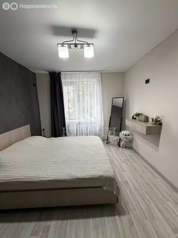 3-комнатная квартира: Строитель, Юбилейная улица, 6 (63 м) - Фото 1