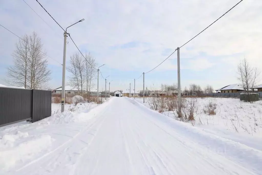 Участок в Тюменская область, Тюмень  (7.6 сот.) - Фото 0