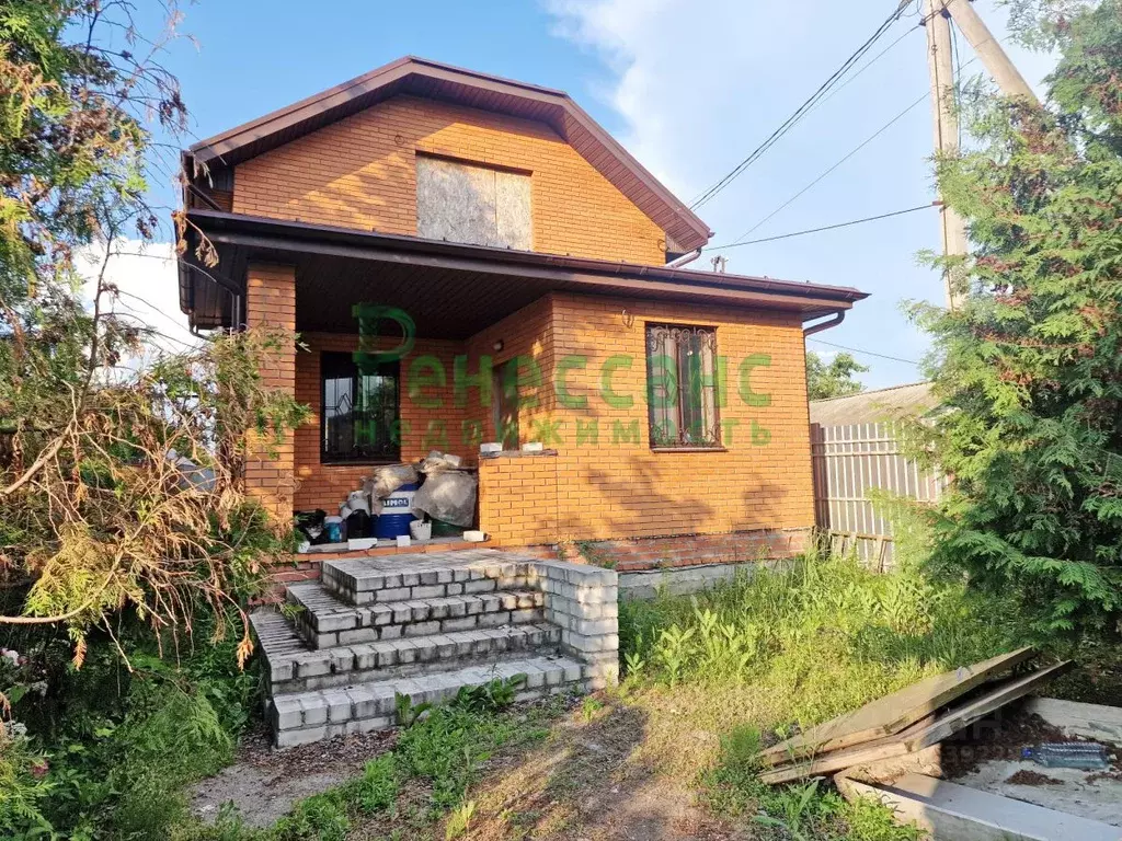 Дом в Брянская область, Брянск пер. Тельмана (98 м) - Фото 0