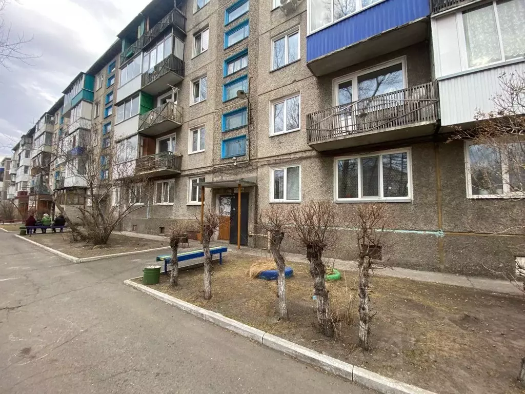 2-к кв. Хакасия, Абакан ул. Итыгина, 1 (46.0 м) - Фото 1