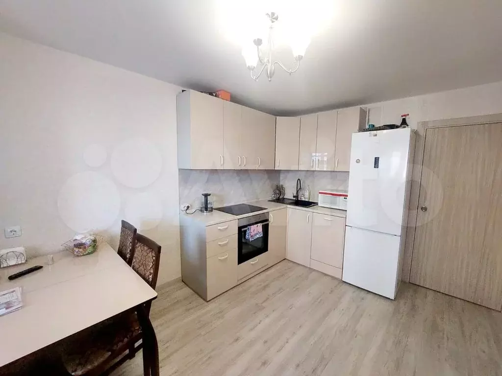 2-к. квартира, 65 м, 3/18 эт. - Фото 1