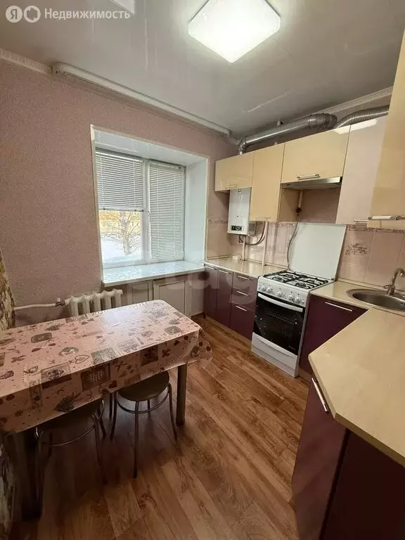 2-комнатная квартира: Стерлитамак, проспект Ленина, 12 (42.2 м) - Фото 1