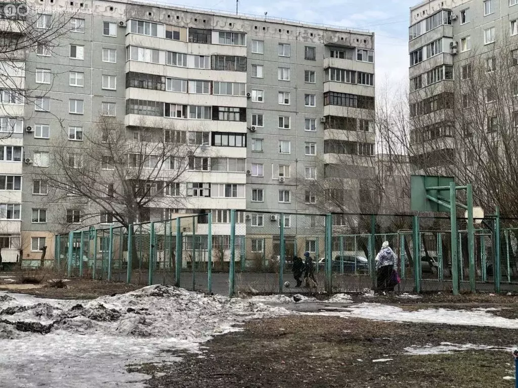 3-комнатная квартира: Омск, улица 70 лет Октября, 14/2 (65 м) - Фото 2